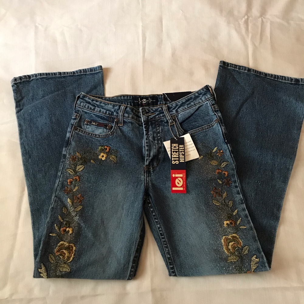 NWT Girls jeans. SIZES AVAILABLE